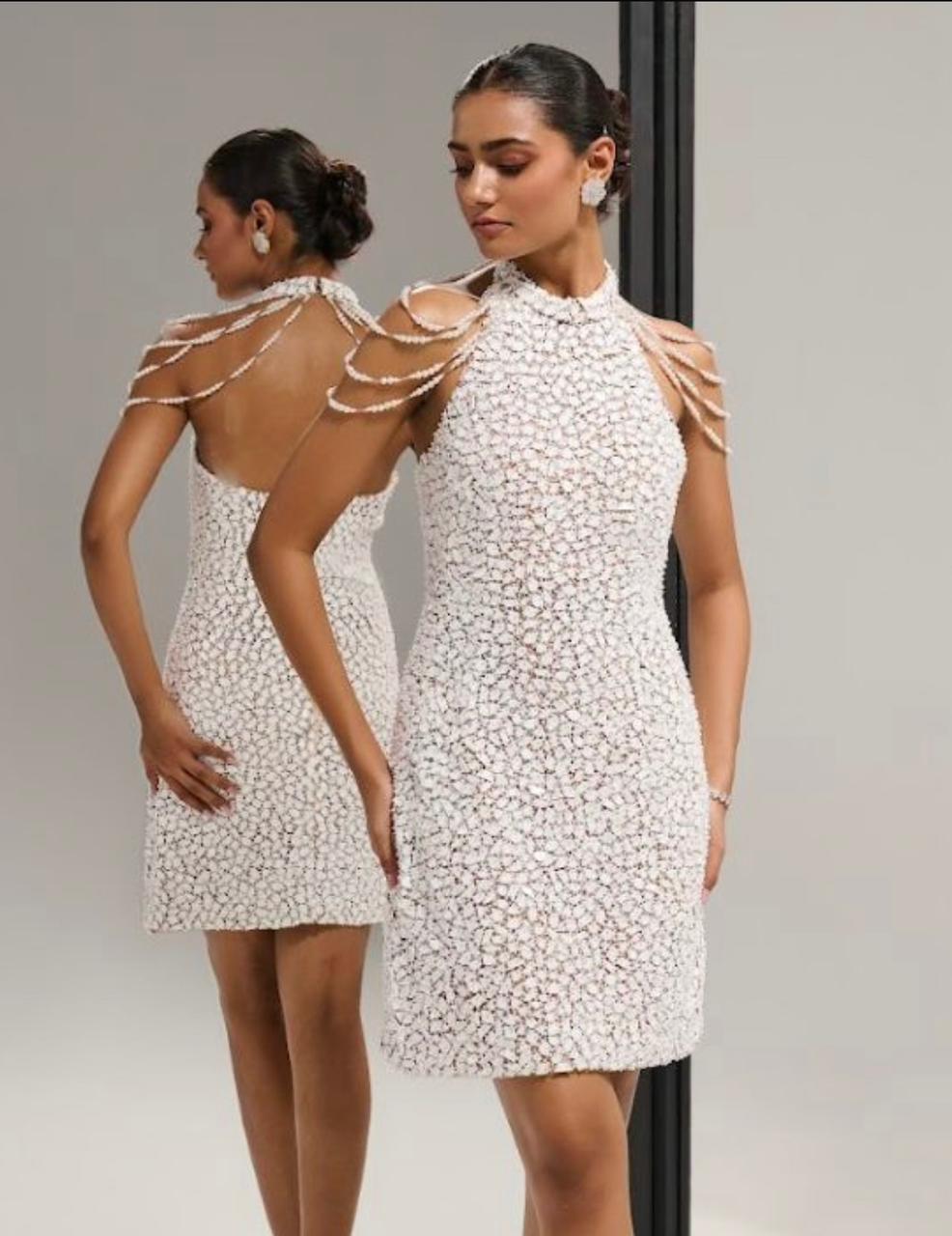 White mirror
dress