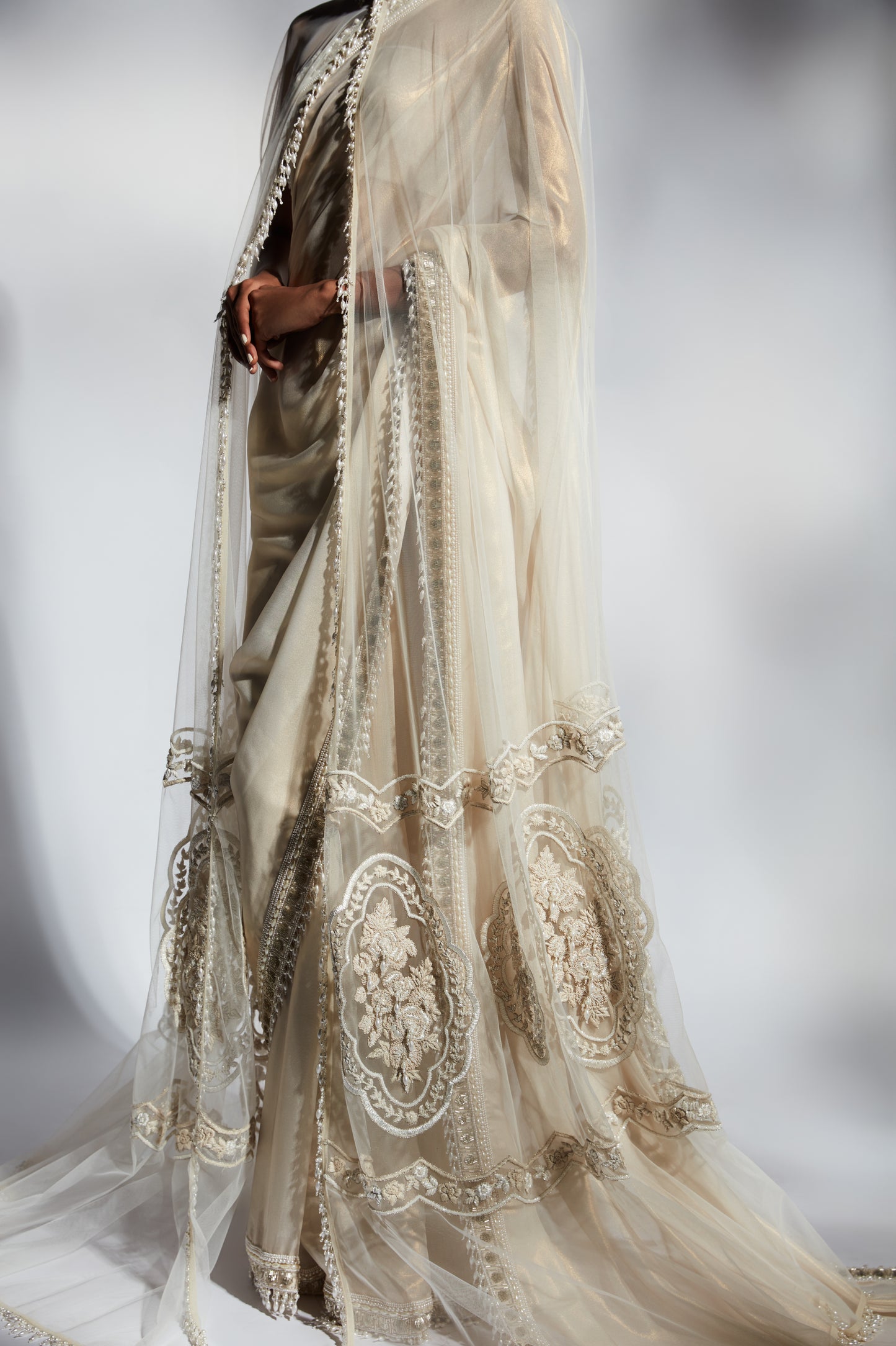 Sonakshi Sinha in White Foil Handwork Saree Set